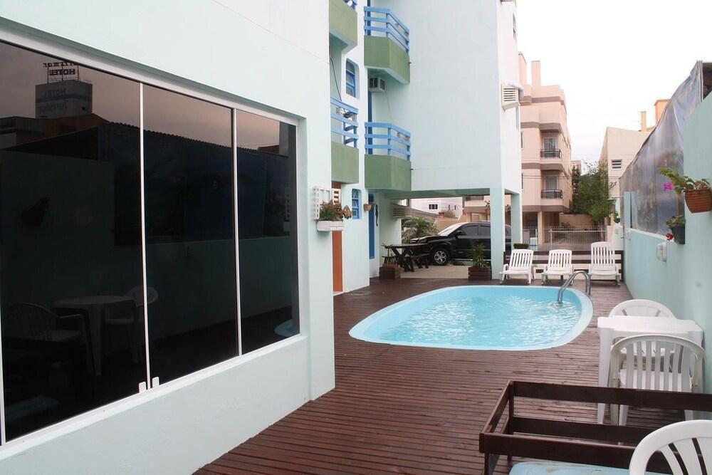Rede Hs Hotelaria Florianopolis Exterior photo